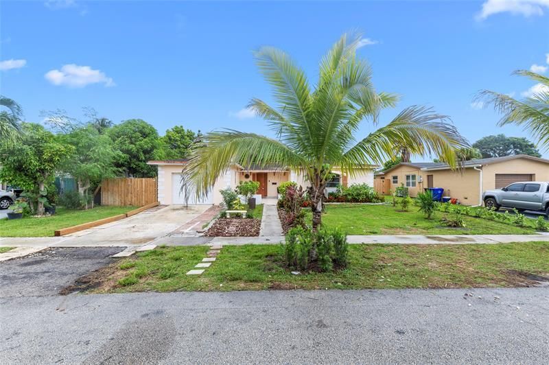 970 SW 67th Avenue, North Lauderdale, FL 33068 Photo