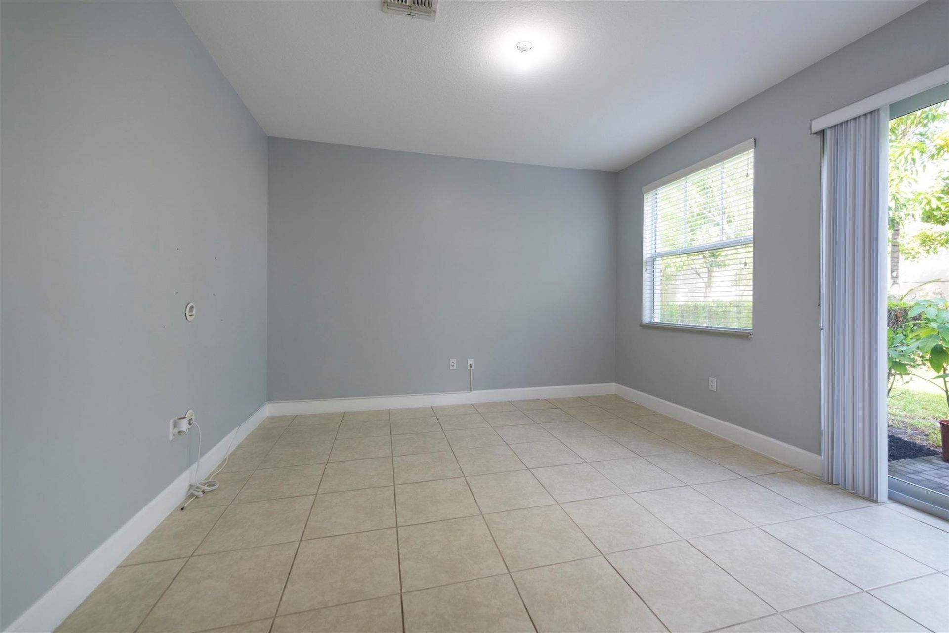 4731 NW 48th Terrace, Tamarac, FL 33319 Photo