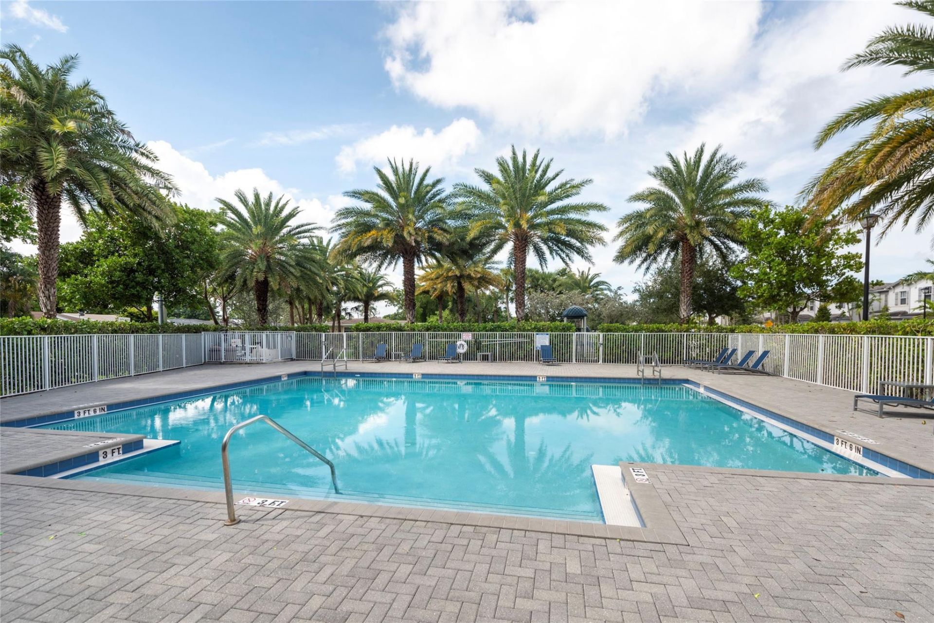 4731 NW 48th Terrace, Tamarac, FL 33319 Photo