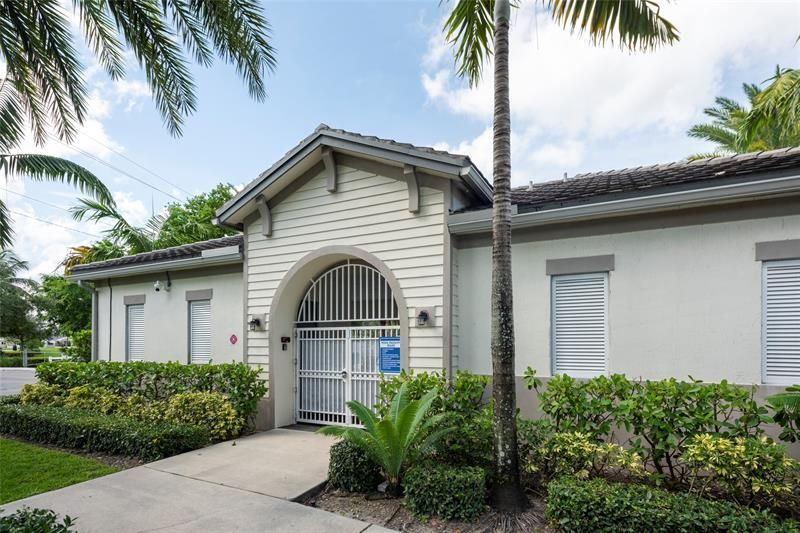 4731 NW 48th Terrace, Tamarac, FL 33319 Photo