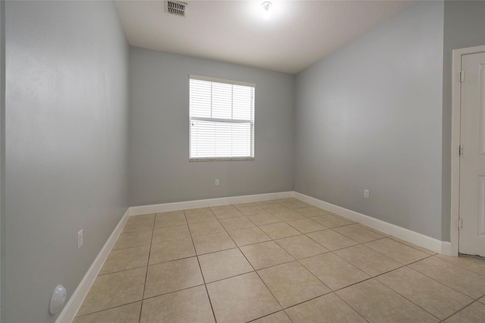 4731 NW 48th Terrace, Tamarac, FL 33319 Photo