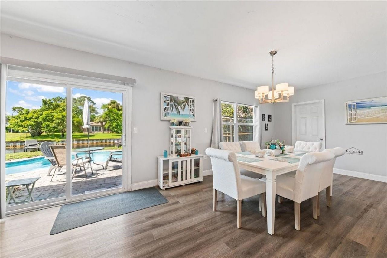 573 Wimbrow Drive, Sebastian, FL 32958 Photo