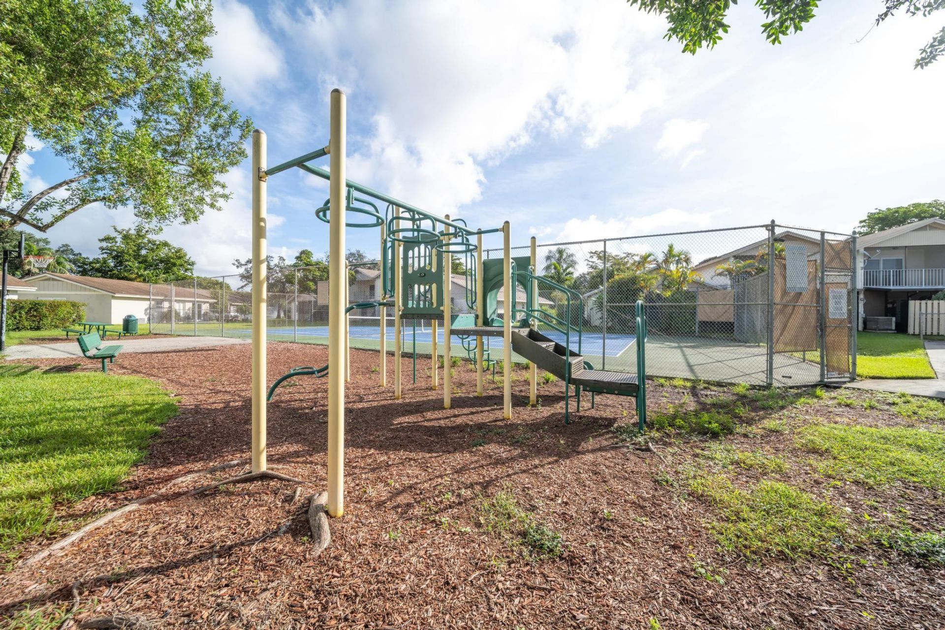 2259 Nova Village Drive, Davie, FL 33317 Photo