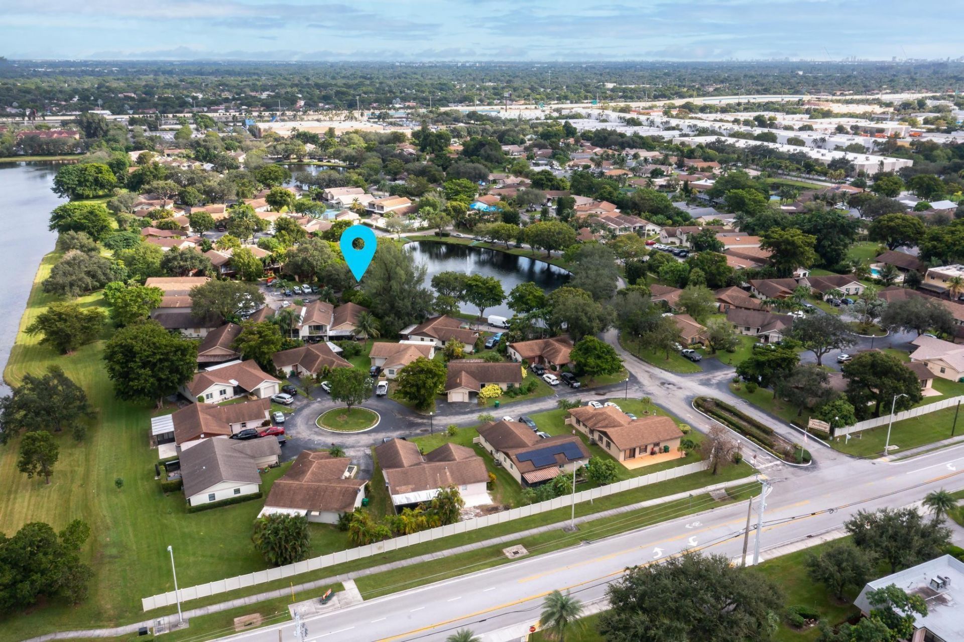 2259 Nova Village Drive, Davie, FL 33317 Photo