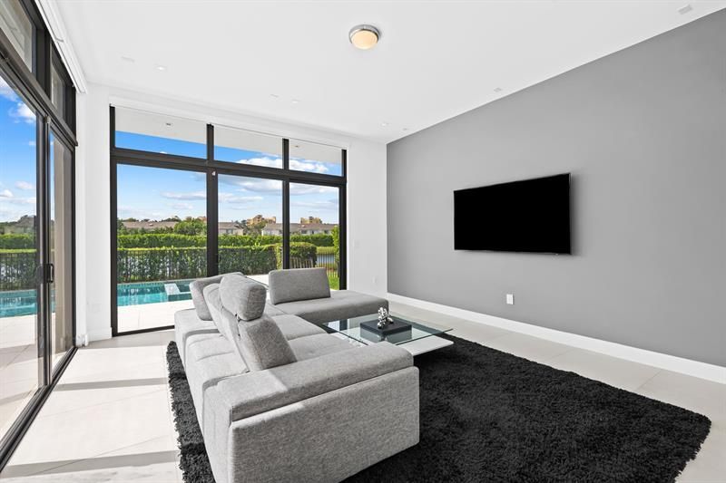 16768 Natures Way, Weston, FL 33326 Photo