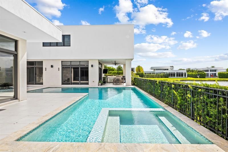 16768 Natures Way, Weston, FL 33326 Photo