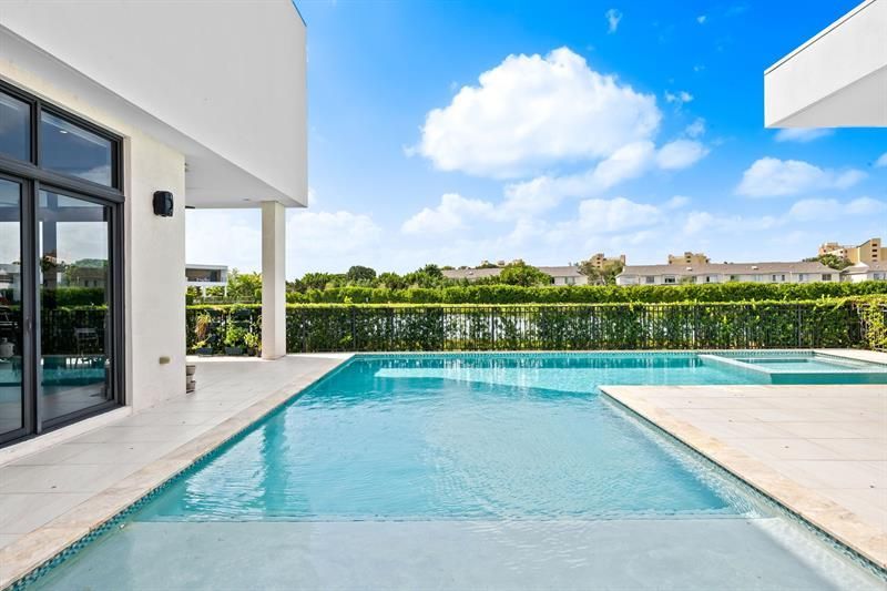 16768 Natures Way, Weston, FL 33326 Photo