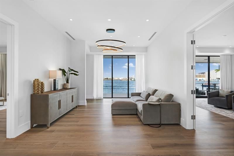 1957 Harbourview Drive, Fort Lauderdale, FL 33316 Photo