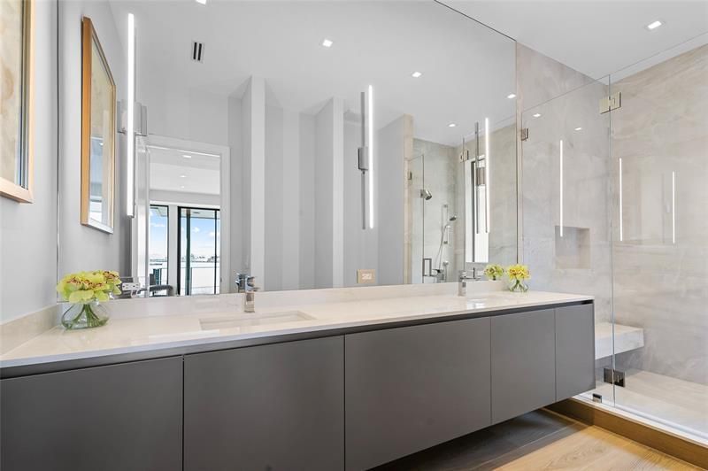 1957 Harbourview Drive, Fort Lauderdale, FL 33316 Photo