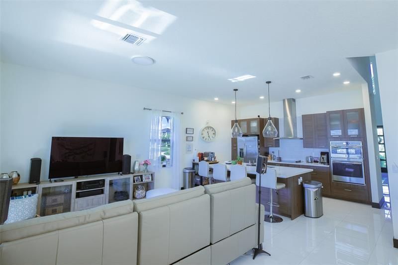 15934 NW 87th Court, Miami Lakes, FL 33018 Photo