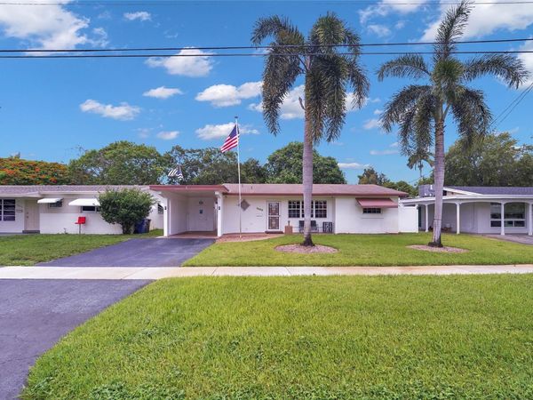 2011 N 31st Avenue, Hollywood, FL 33021