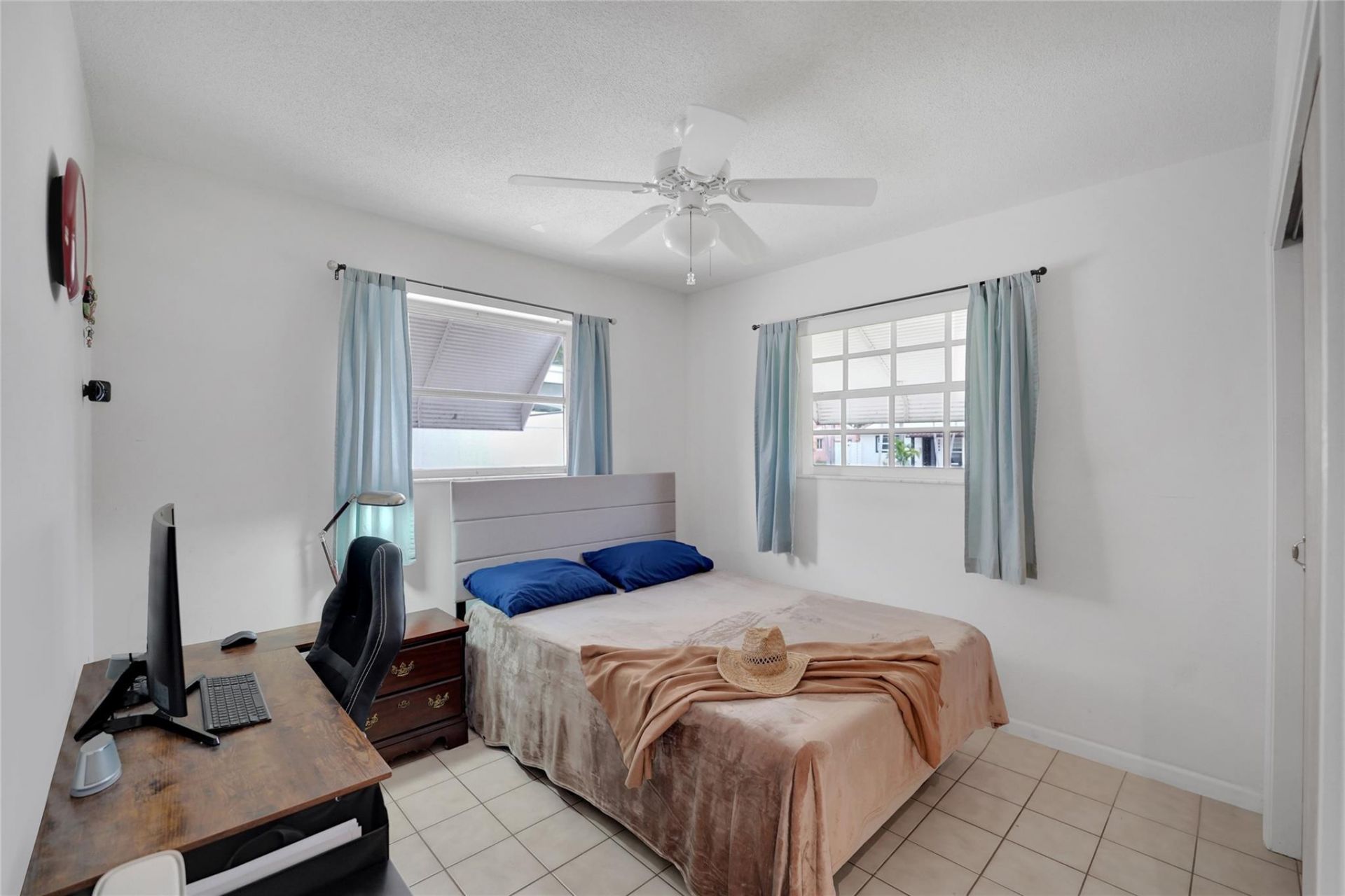 2011 N 31st Avenue, Hollywood, FL 33021 Photo