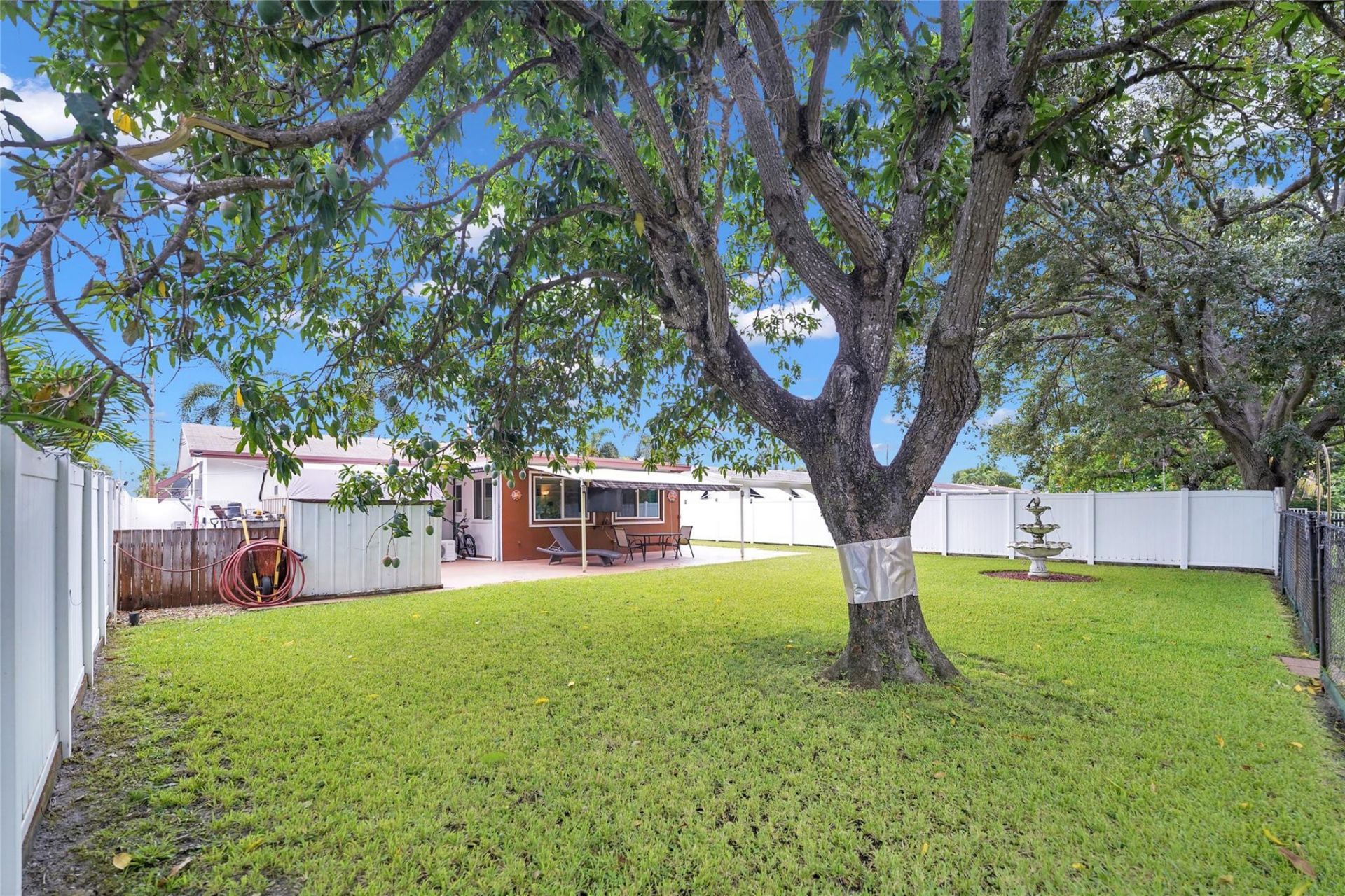 2011 N 31st Avenue, Hollywood, FL 33021 Photo