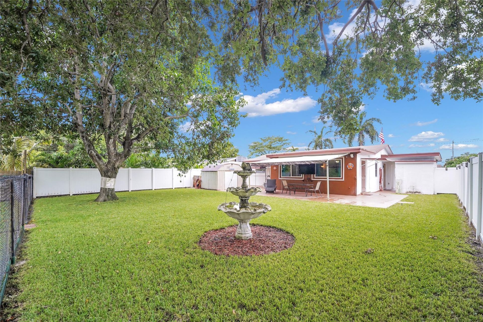 2011 N 31st Avenue, Hollywood, FL 33021 Photo