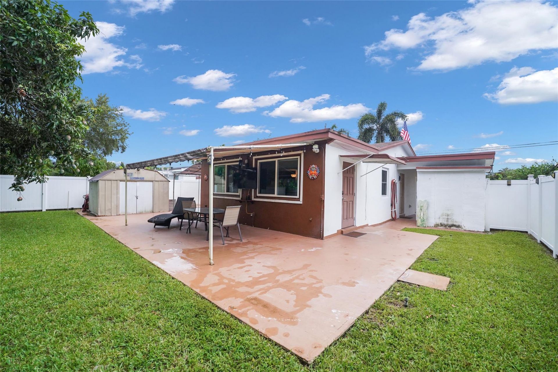 2011 N 31st Avenue, Hollywood, FL 33021 Photo