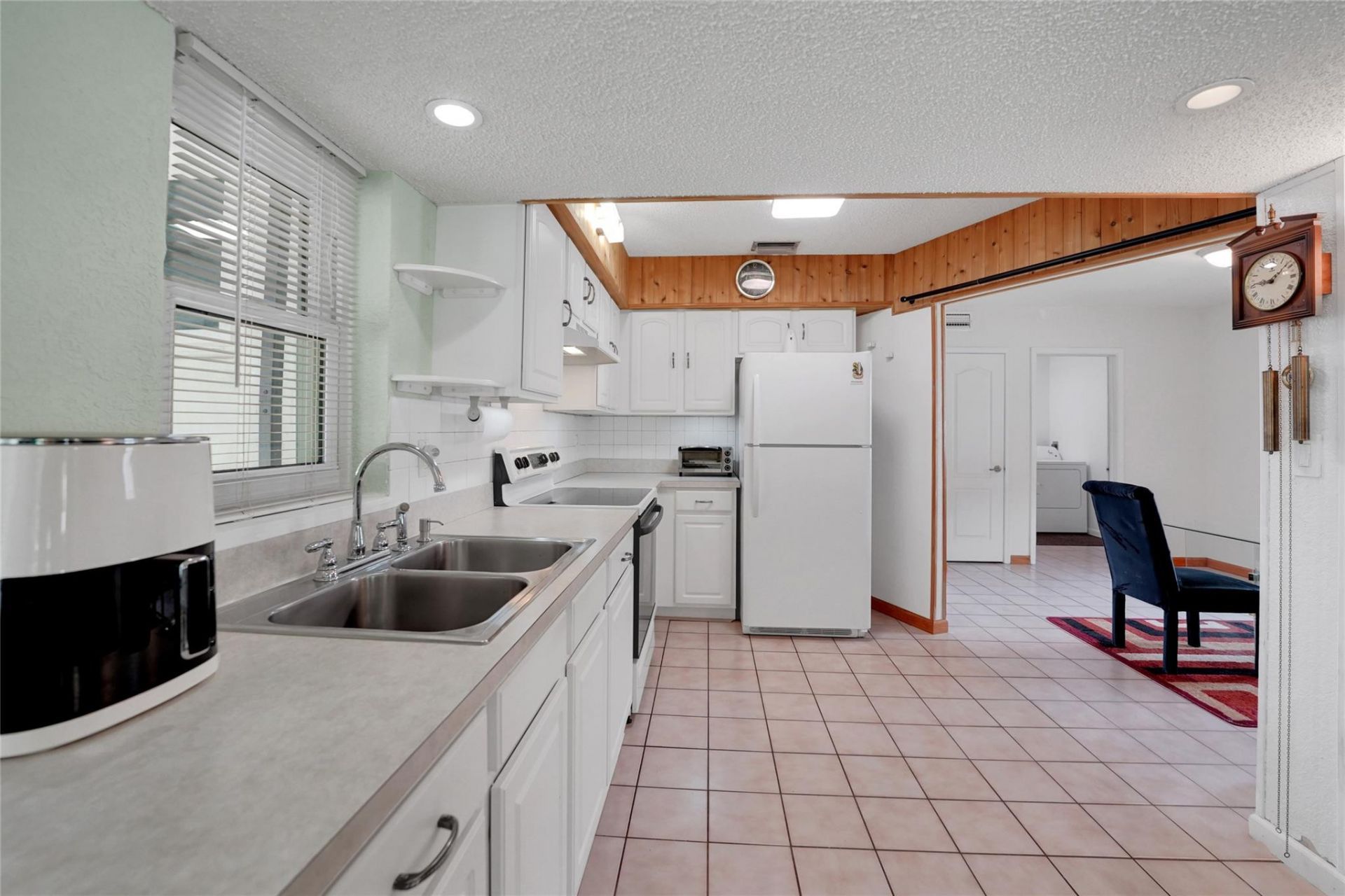 2011 N 31st Avenue, Hollywood, FL 33021 Photo