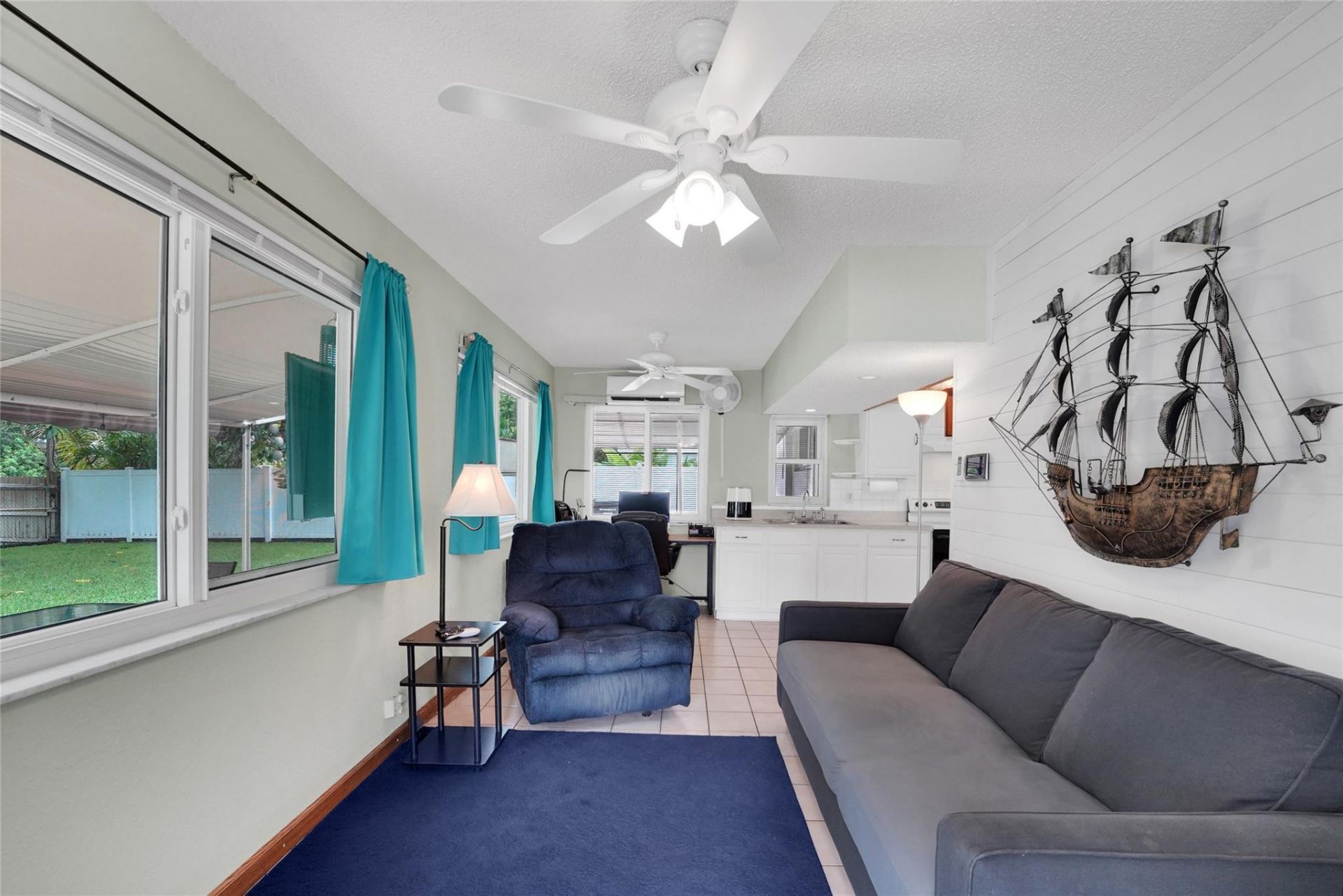 2011 N 31st Avenue, Hollywood, FL 33021 Photo