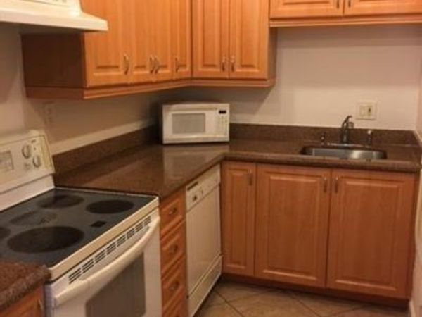 411 SE 8th Street, Unit 127, Deerfield Beach, FL 33441