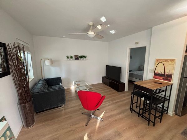 1315 SE 2nd Street, Unit REAR EAST, Fort Lauderdale, FL 33301