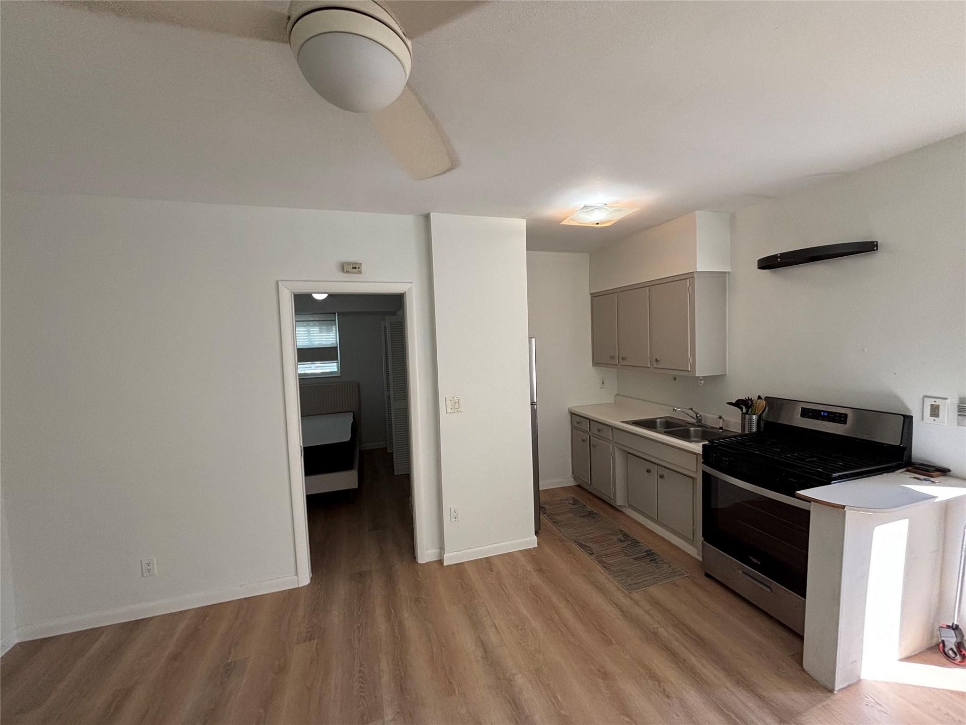 1315 SE 2nd Street, Unit REAR EAST, Fort Lauderdale, FL 33301 Photo