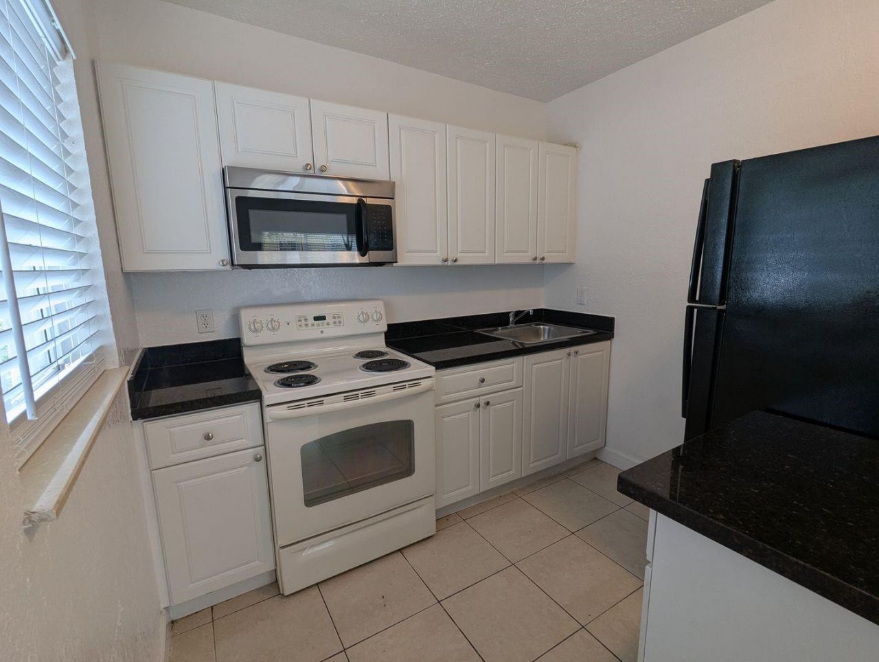 701 SW 14th Avenue, Unit 4, Fort Lauderdale, FL 33312 Photo