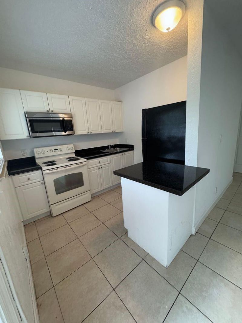 701 SW 14th Avenue, Unit 4, Fort Lauderdale, FL 33312 Photo