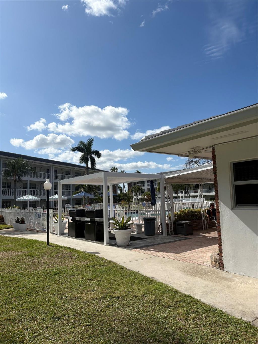 2455 NE 51st Street, Unit 207, Fort Lauderdale, FL 33308 Photo