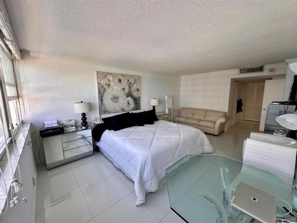 1880 S Ocean Drive, Unit TS705, Hallandale Beach, FL 33009