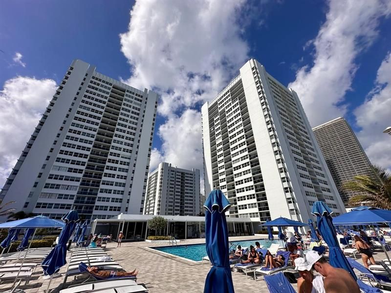 1880 S Ocean Drive, Unit Ts705, Hallandale Beach, FL 33009 Photo