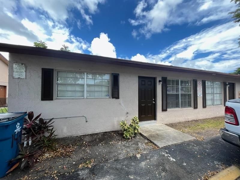 1461 NW 22nd Street, Unit A, Fort Lauderdale, FL 33311 Photo