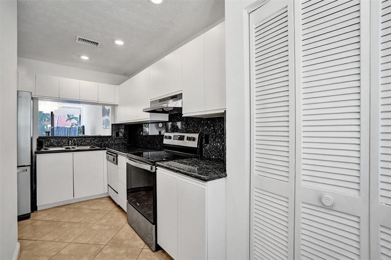 1415 S Miami Road, Unit B, Fort Lauderdale, FL 33316 Photo