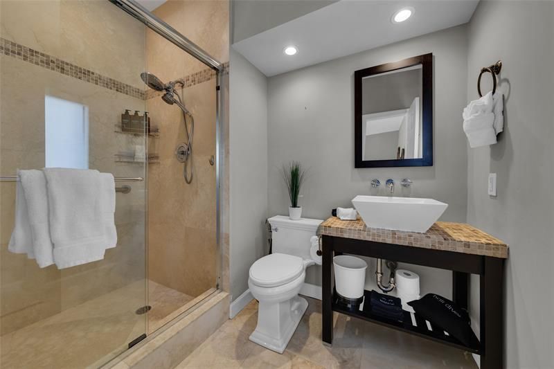 616 Riviera Isle Drive, Fort Lauderdale, FL 33308 Photo