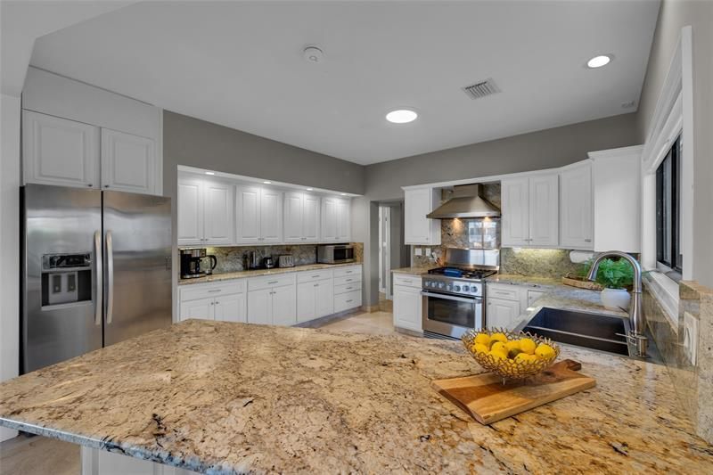 616 Riviera Isle Drive, Fort Lauderdale, FL 33308 Photo