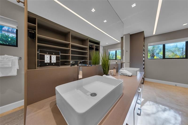 616 Riviera Isle Drive, Fort Lauderdale, FL 33308 Photo