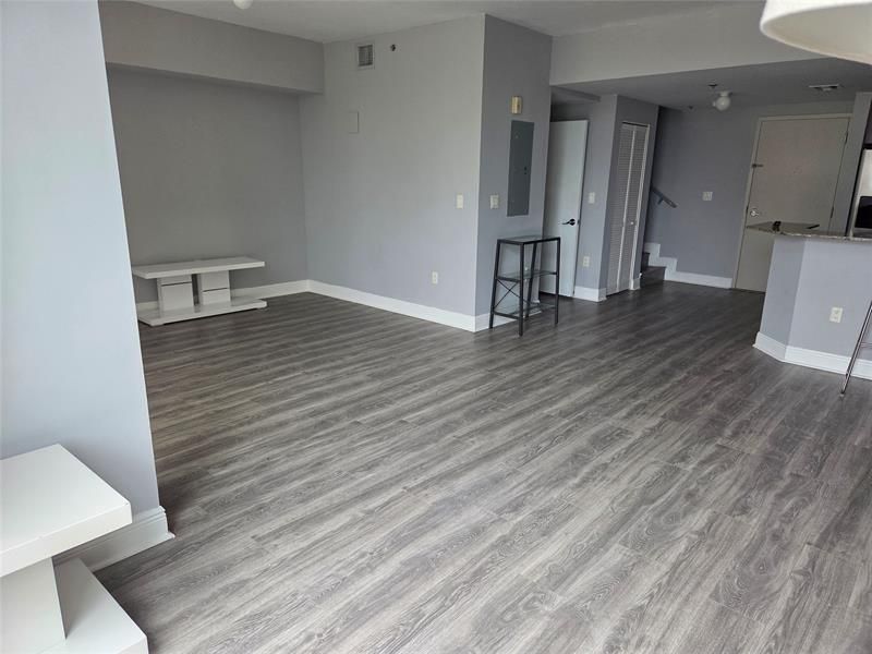 3001 SW 27 Avenue, Unit L411, Coconut Grove, FL 33133 Photo