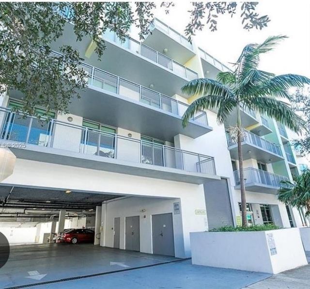 3001 SW 27 Avenue, Unit L411, Coconut Grove, FL 33133 Photo
