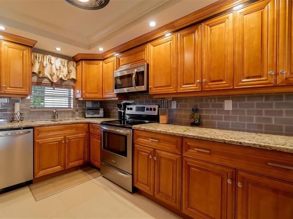 820 S Hollybrook Drive, Unit 209, Pembroke Pines, FL 33025