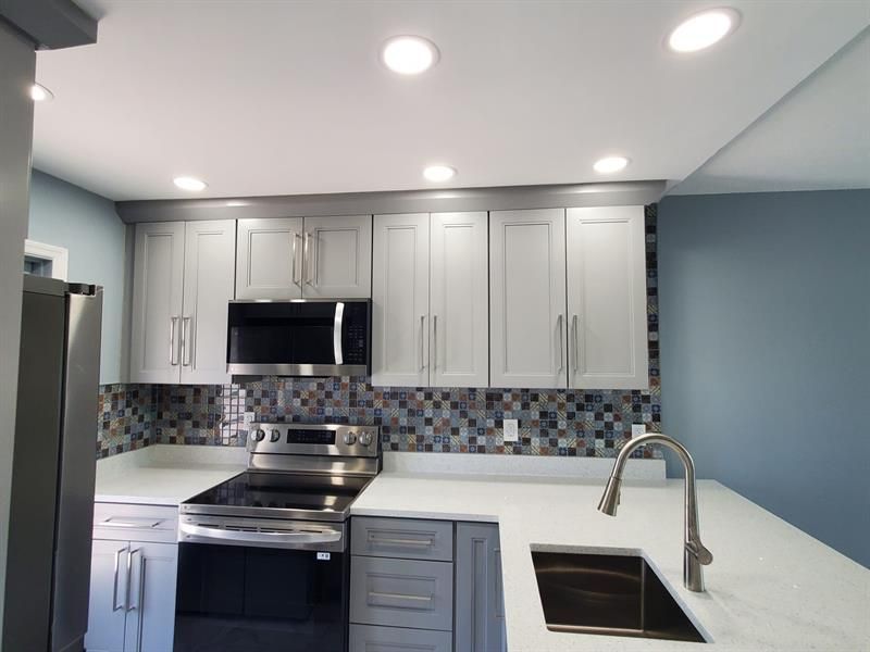 1481 S Ocean Blvd, Unit 308, Lauderdale by the Sea, FL 33062 Photo