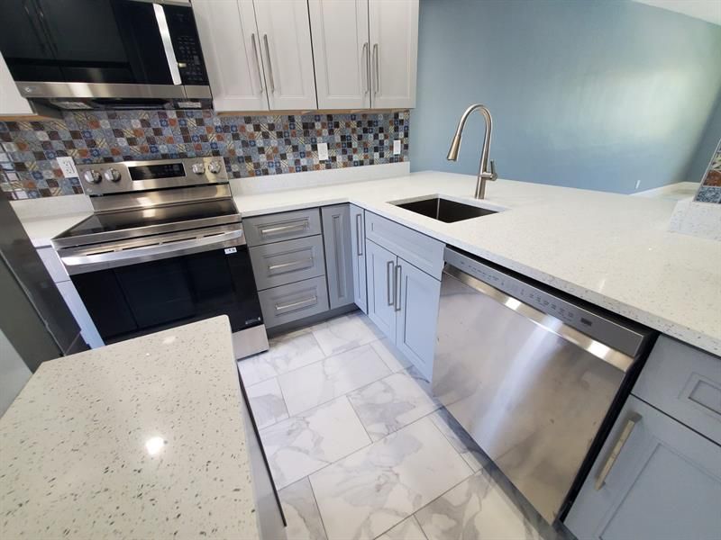 1481 S Ocean Blvd, Unit 308, Lauderdale by the Sea, FL 33062 Photo