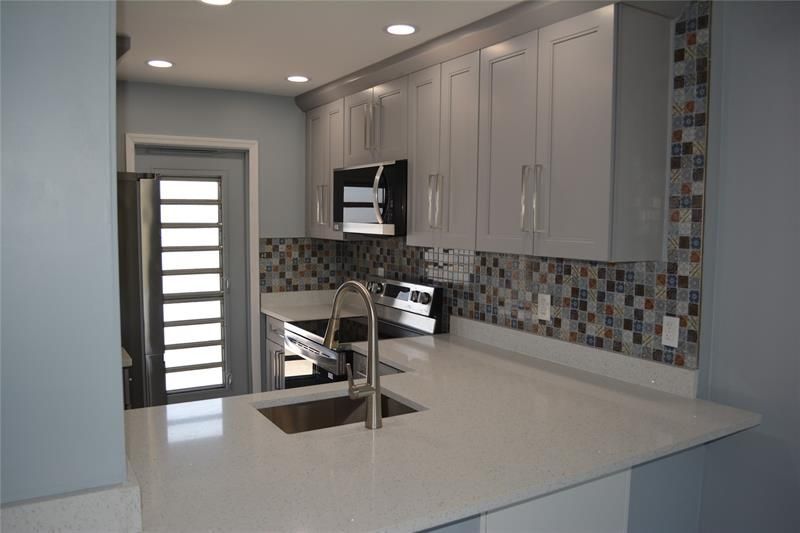 1481 S Ocean Blvd, Unit 308, Lauderdale by the Sea, FL 33062 Photo