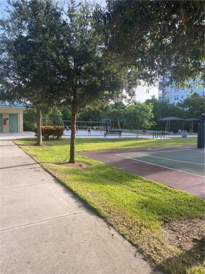 4280 Oaks Terrace, Unit 101, Pompano Beach, FL 33069 Photo