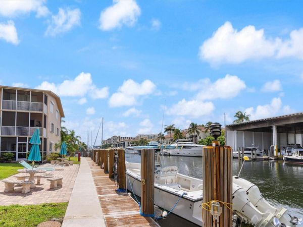 1510 SE 15th Street, Unit 309, Fort Lauderdale, FL 33316