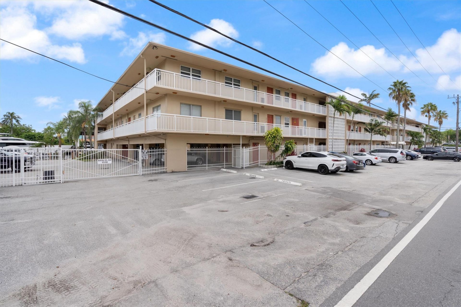 1510 SE 15th Street, Unit 309, Fort Lauderdale, FL 33316 Photo