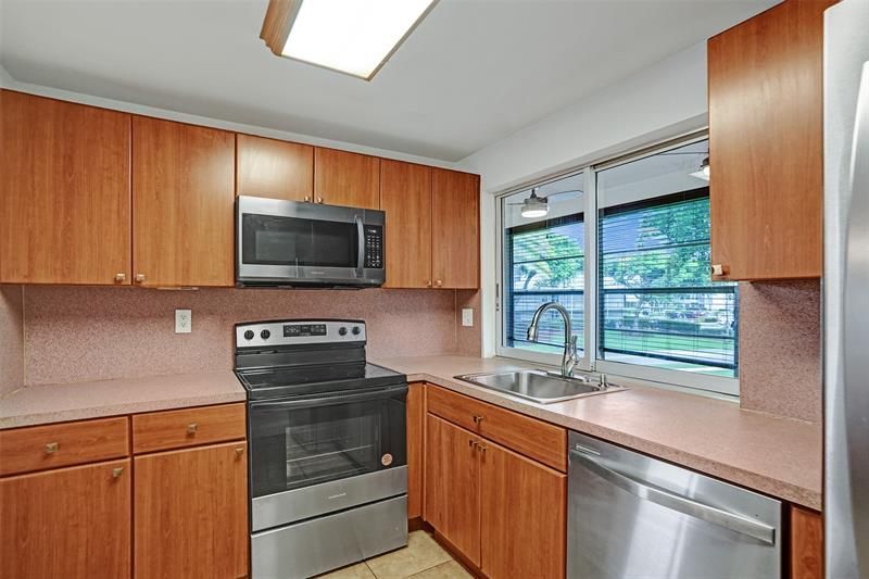 9351 Lime Bay Blvd, Unit 201, Tamarac, FL 33321 Photo