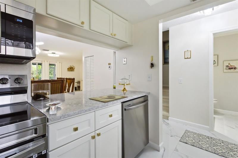 368 Waterside Dr, Hypoluxo, FL 33462 Photo