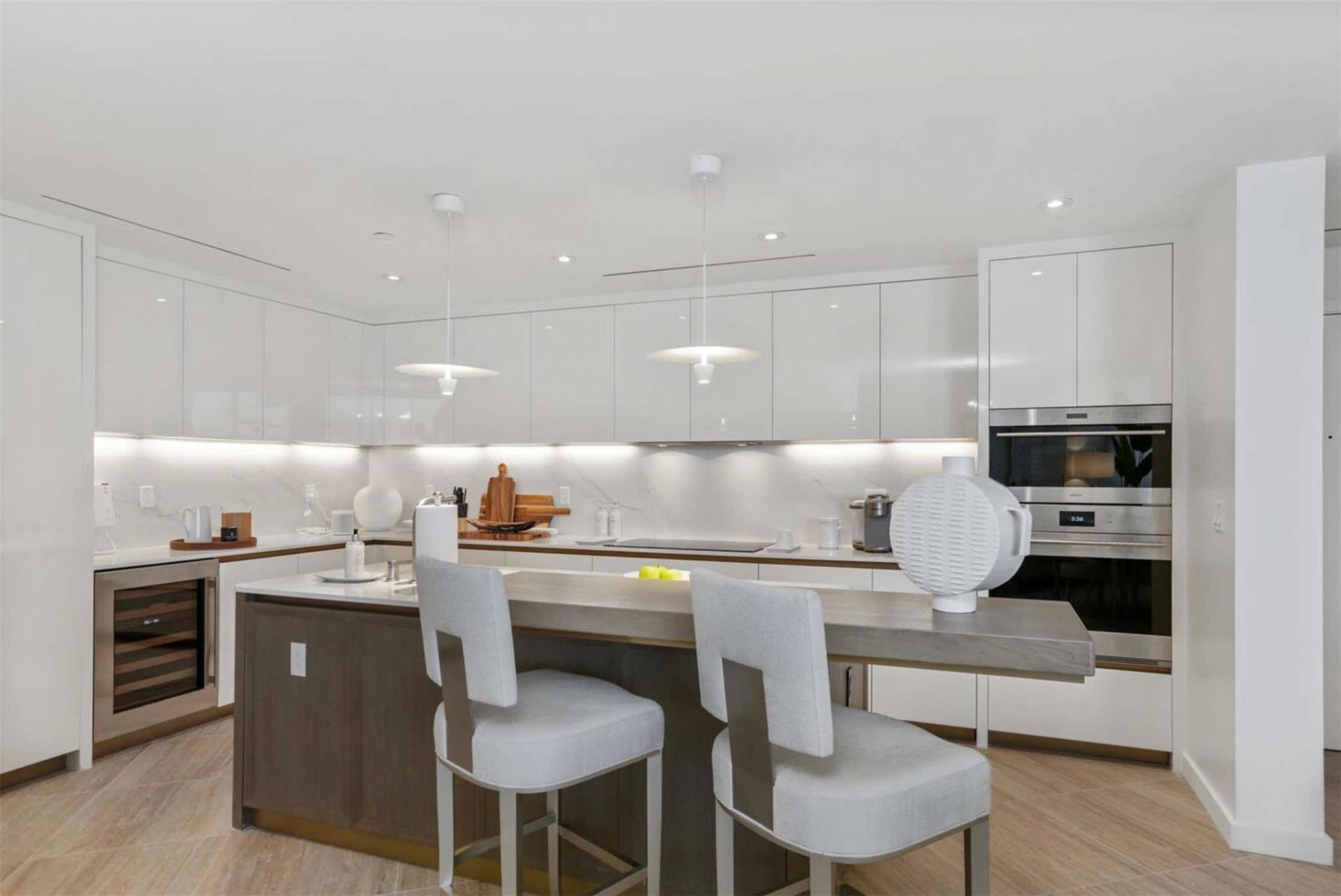 525 N Fort Lauderdale Beach Boulevard, Unit 1103, Fort Lauderdale, FL 33304 Photo