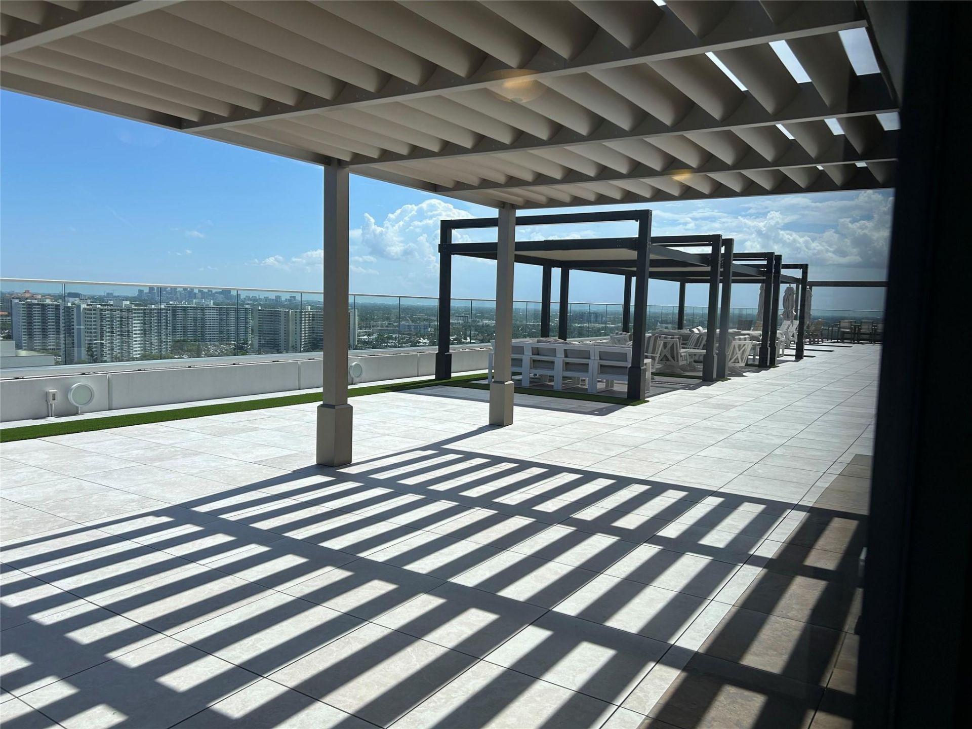 4020 Galt Ocean Drive, Unit 106, Fort Lauderdale, FL 33308 Photo