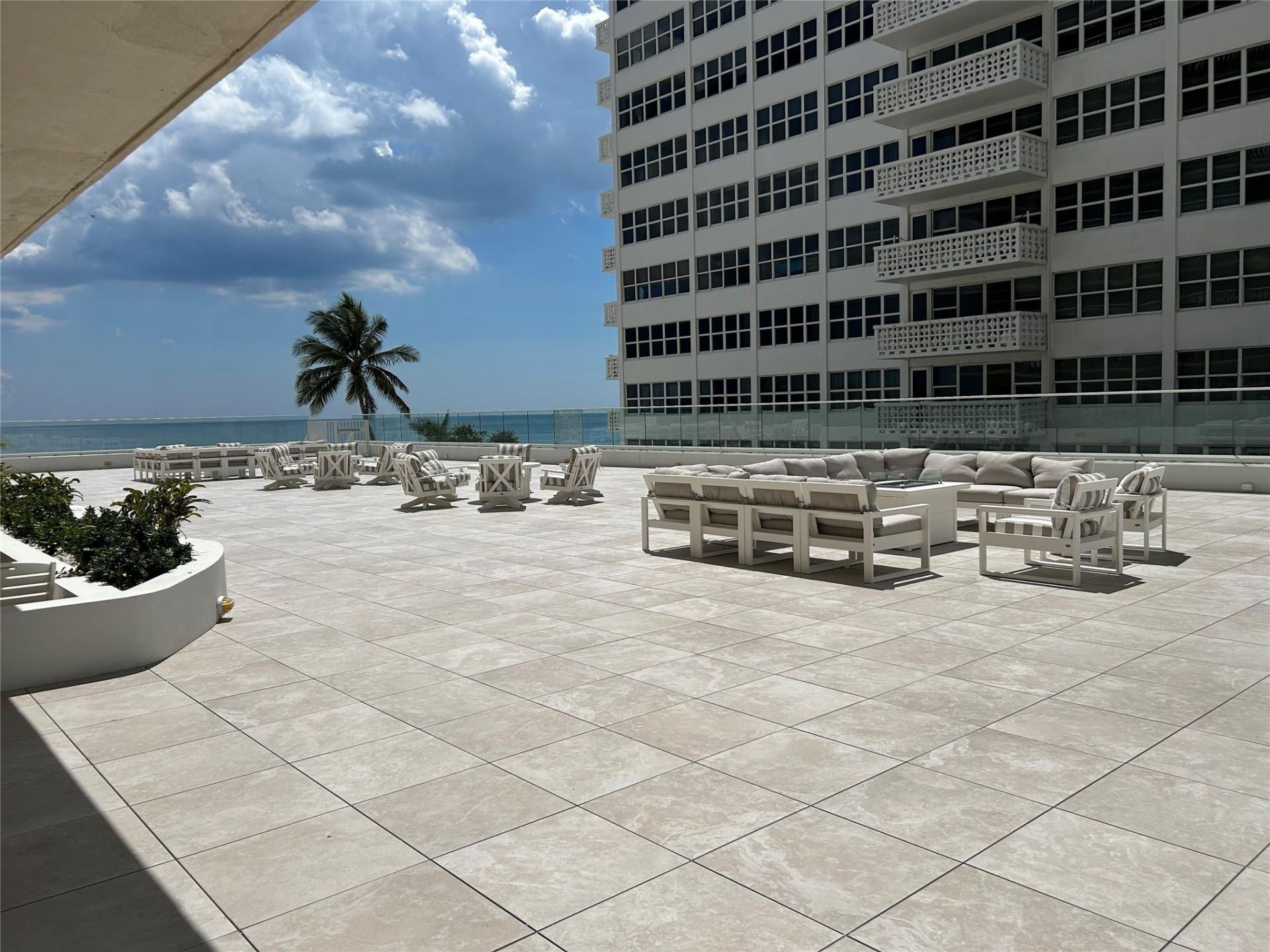 4020 Galt Ocean Drive, Unit 106, Fort Lauderdale, FL 33308 Photo