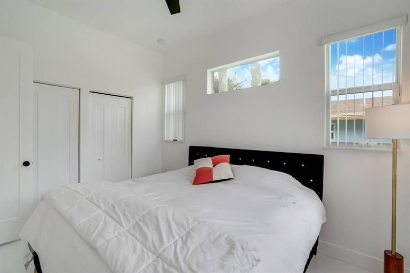 2962 NW 10th Court, Fort Lauderdale, FL 33311 Photo