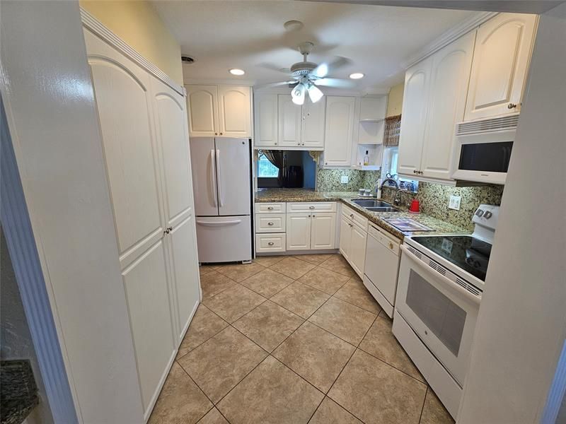 6650 Royal Palm Boulevard, Unit 315C, Margate, FL 33063 Photo